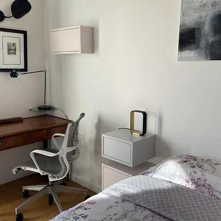 Apartament For 2 With Balcony In *
